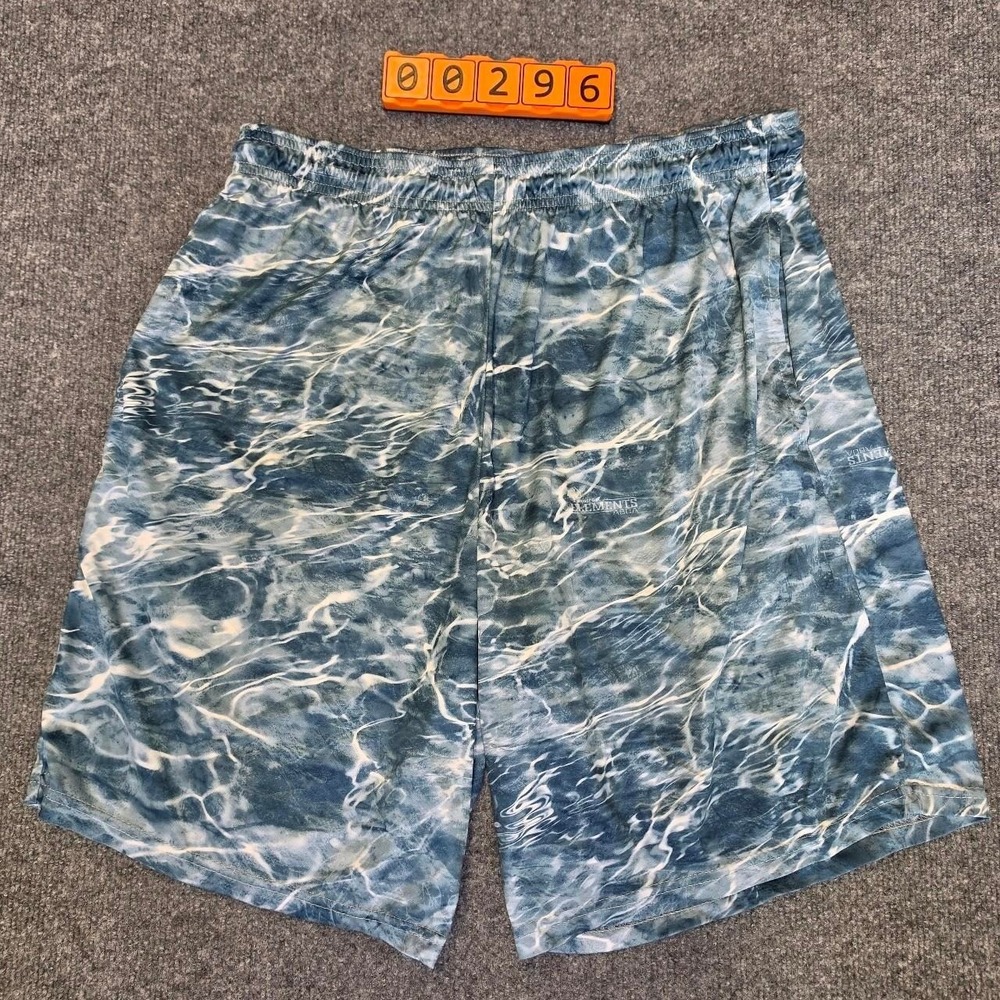 Y2K Mossy Oak Elements Water Camo Shorts. Size Large.